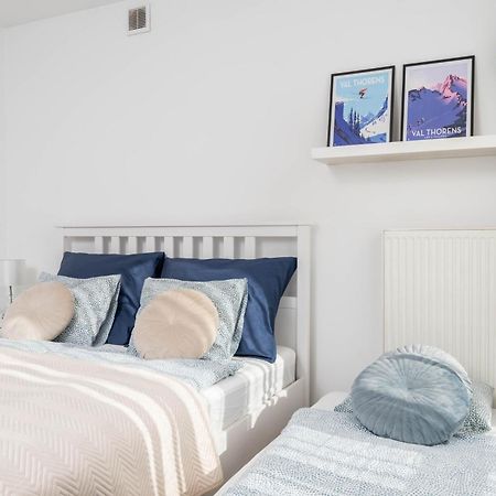 Jonagold Apartment Metro Raclawicka Варшава Екстер'єр фото
